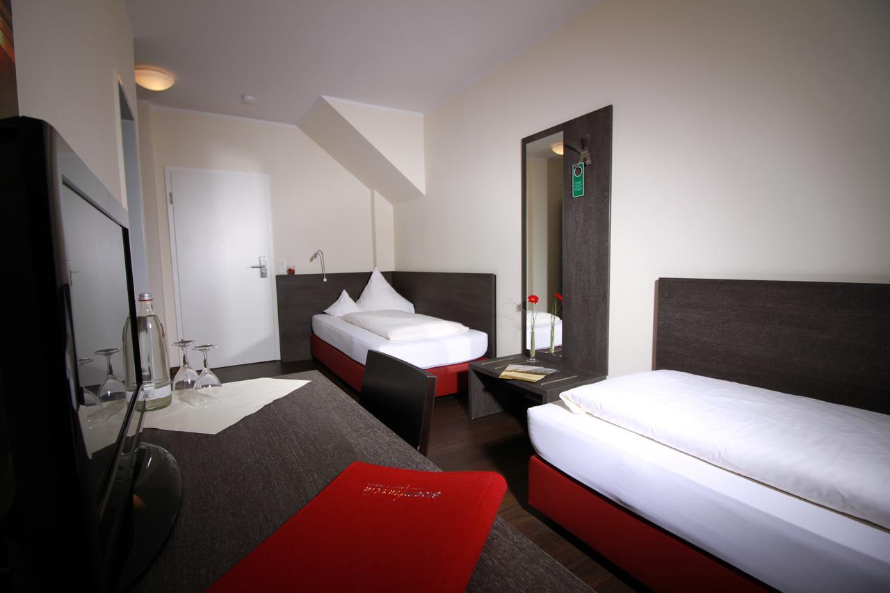 בורקום Hotel Bloemfontein מראה חיצוני תמונה